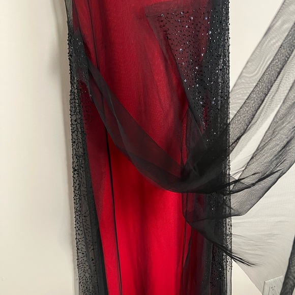 Sue Wong Beaded Red Black Mesh Gown Size 12 - Picture 9 of 12